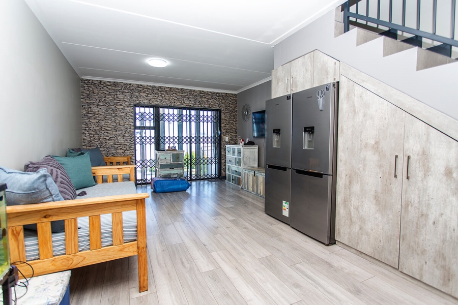 To Let 3 Bedroom Property for Rent in Zonnendal Western Cape